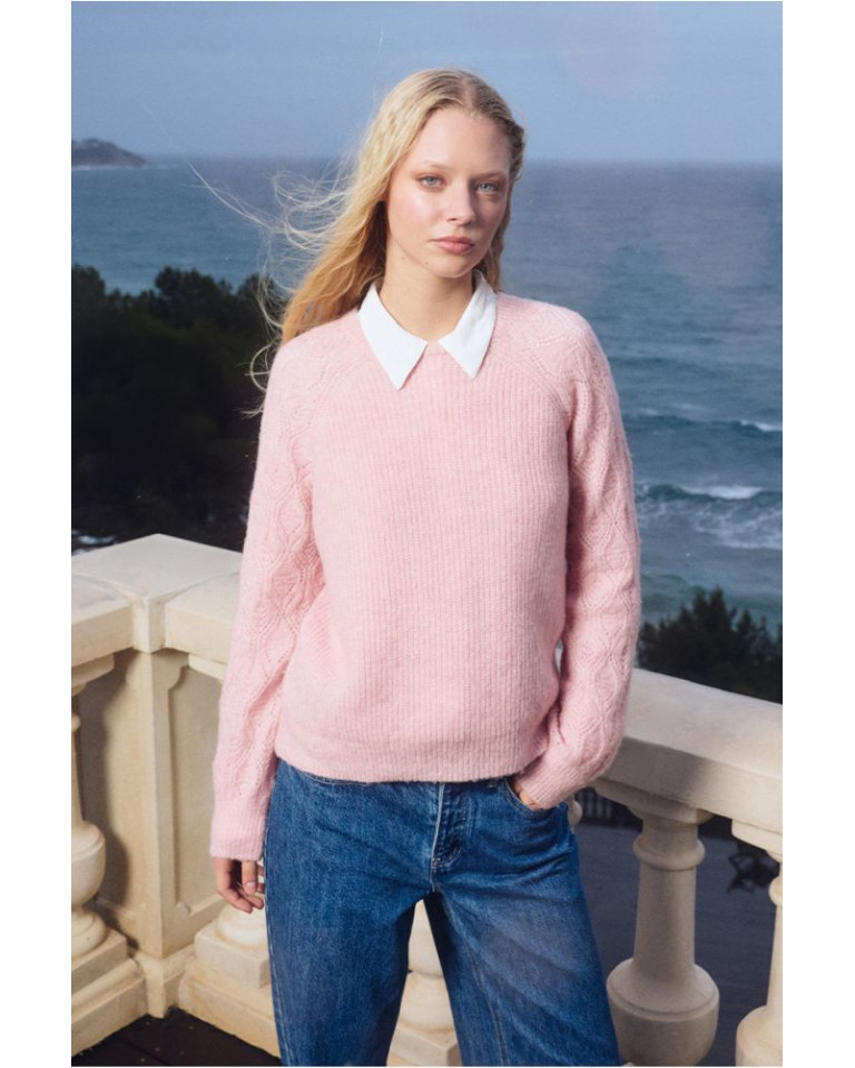JERSEY ROSA DETALLES ROMBOS...