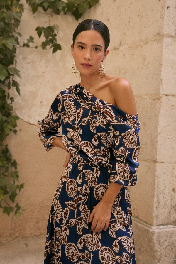 Descubre nuestros vestidos en SIETE MODA